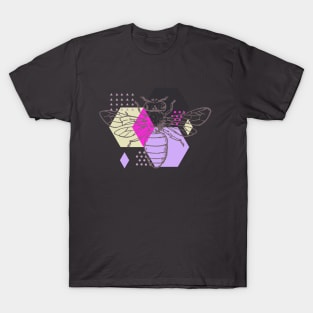 Honeycomb Bee in Violet T-Shirt